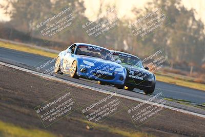 media/Jan-13-2024-CalClub SCCA (Sat) [[179f4822a7]]/Group 7/Sunset (Race)/